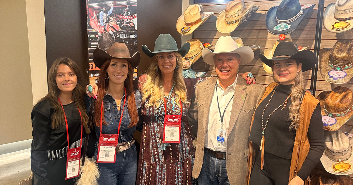 western tack and fashion och bullhide på mässa i texas