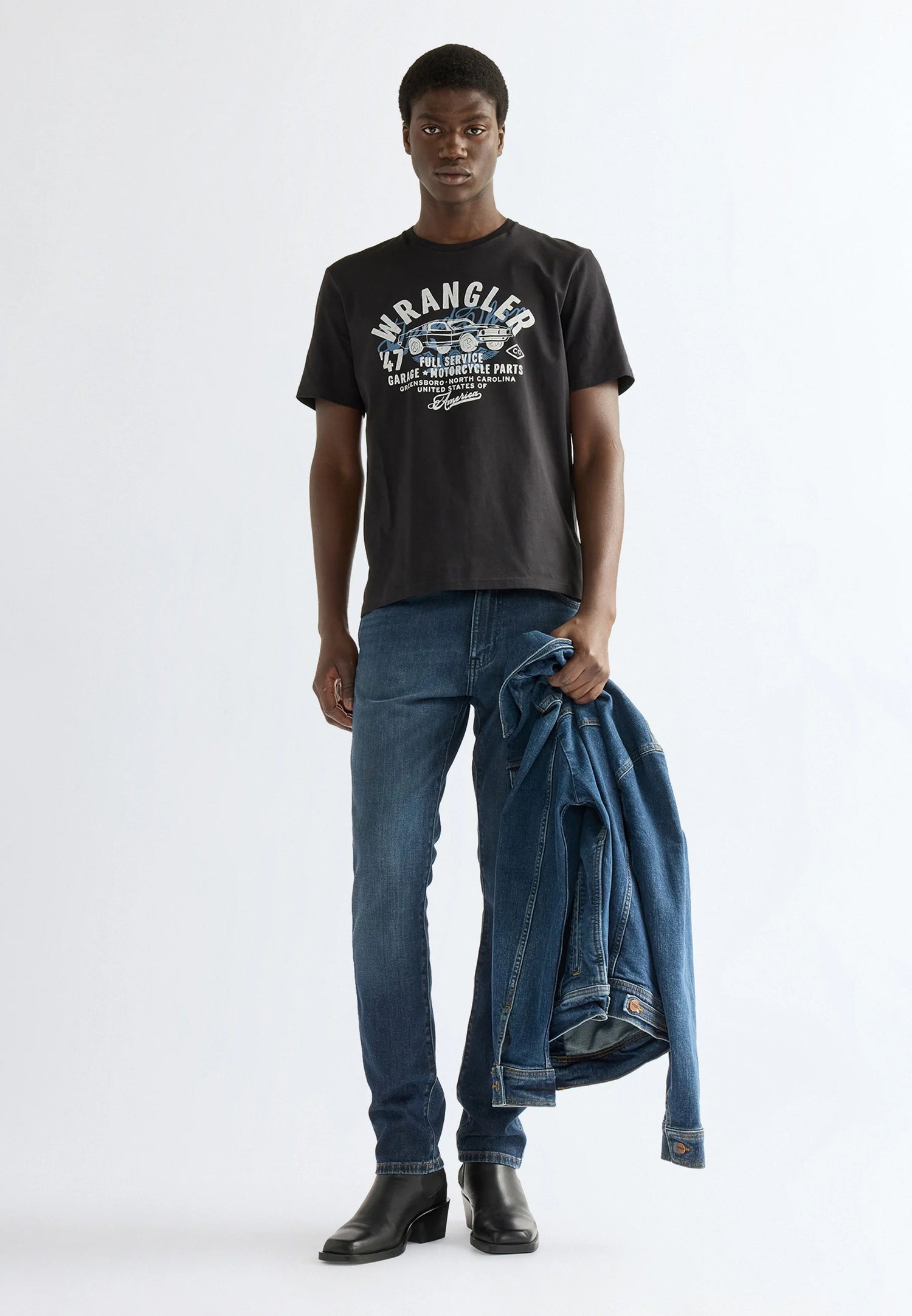Americana Tee Black Beauty