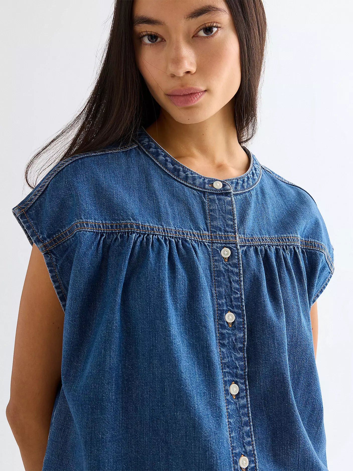 Relaxed Lightweight Drop Shoulder Shirt