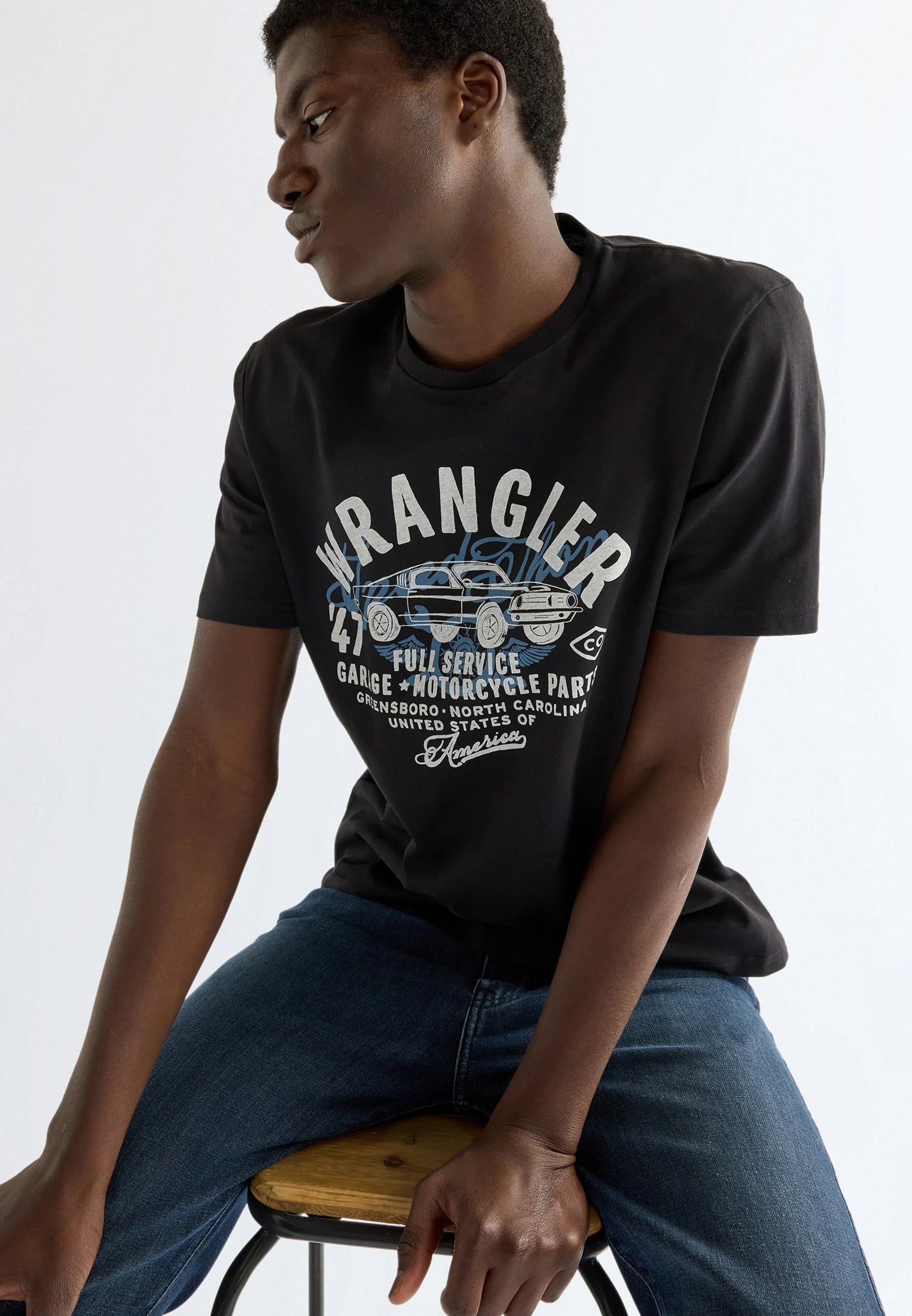 Americana Tee Black Beauty
