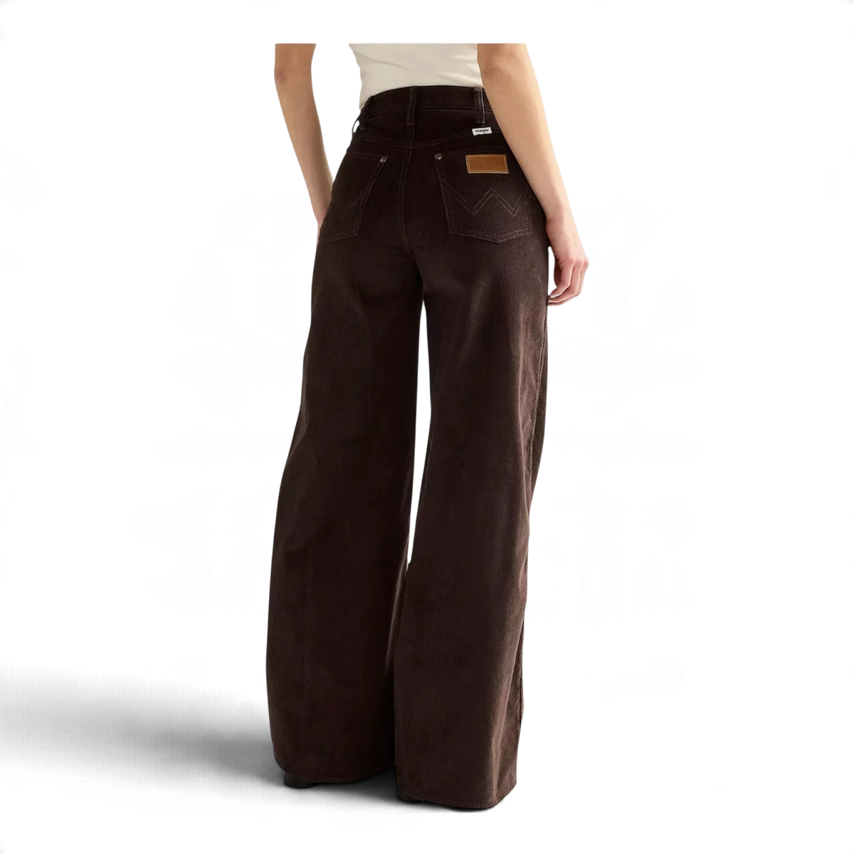 Wrangler Canyon Loose Corduroy Trousers – Chocolate Torte