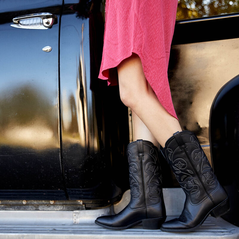 Heritage Western R Toe Black Deertan