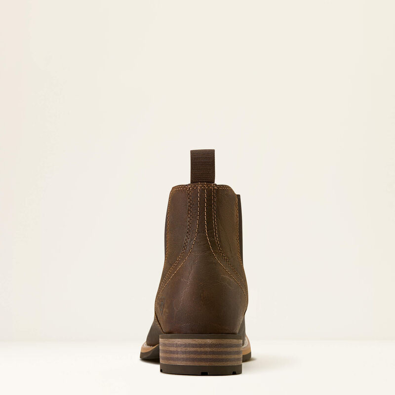 Hybrid Low Boy Wide Square Toe Chelsea Boot