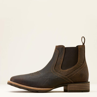 Hybrid Low Boy Wide Square Toe Chelsea Boot