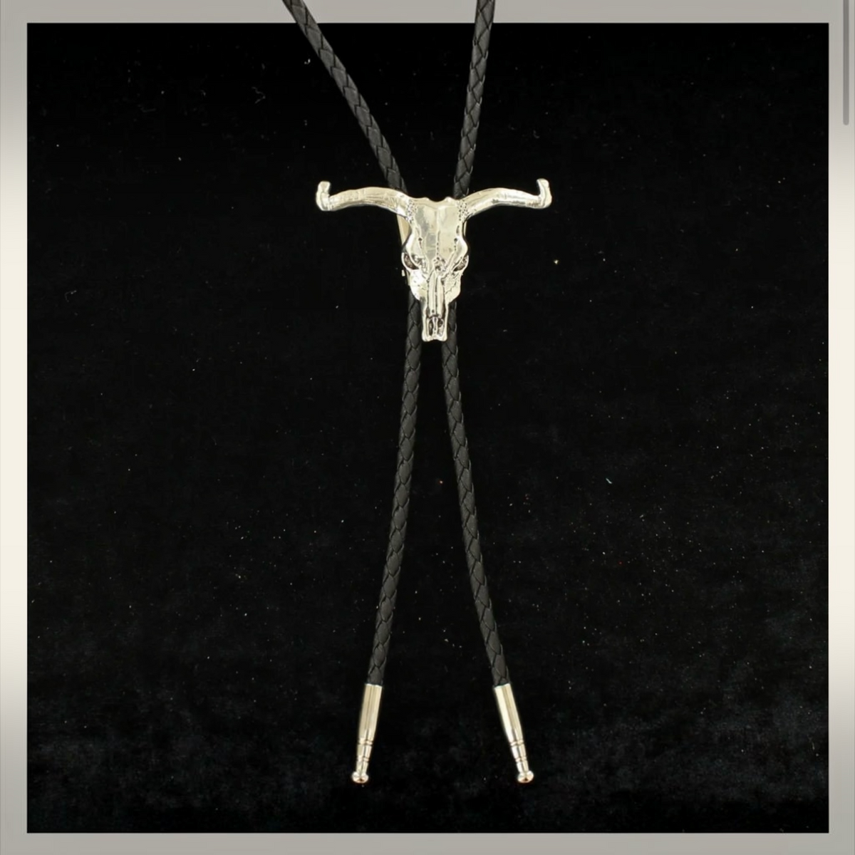 Bolo Tie med Longhorn Skull – Svart/Silver