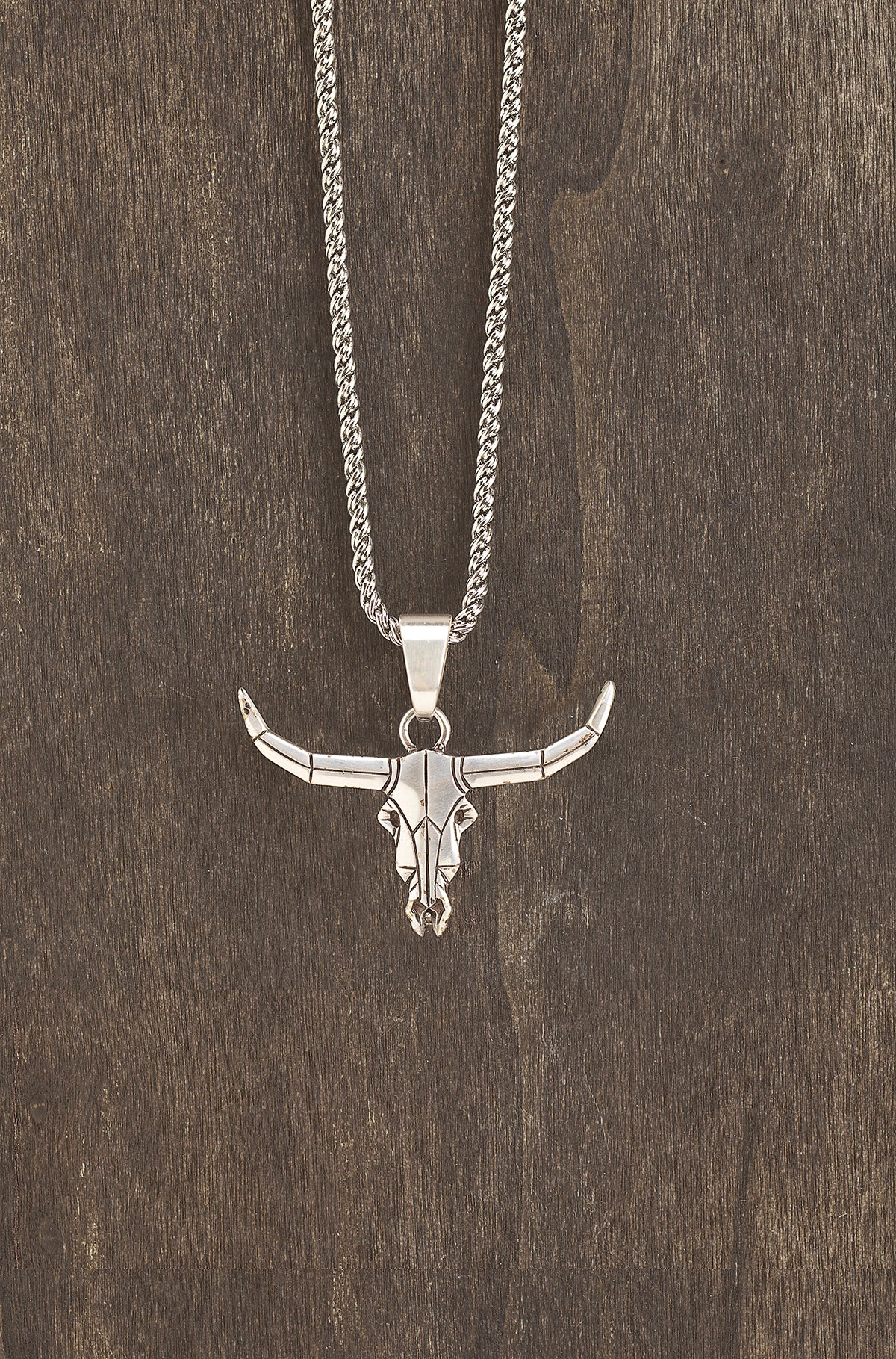 Twister Necklace – Geometric Longhorn Skull