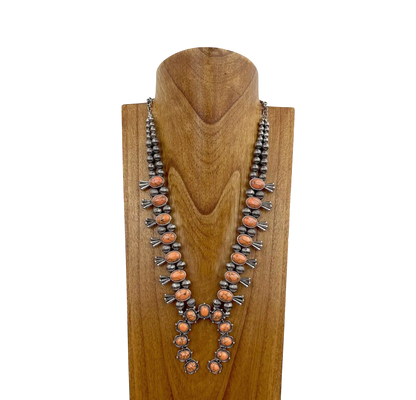 Halsband Corral