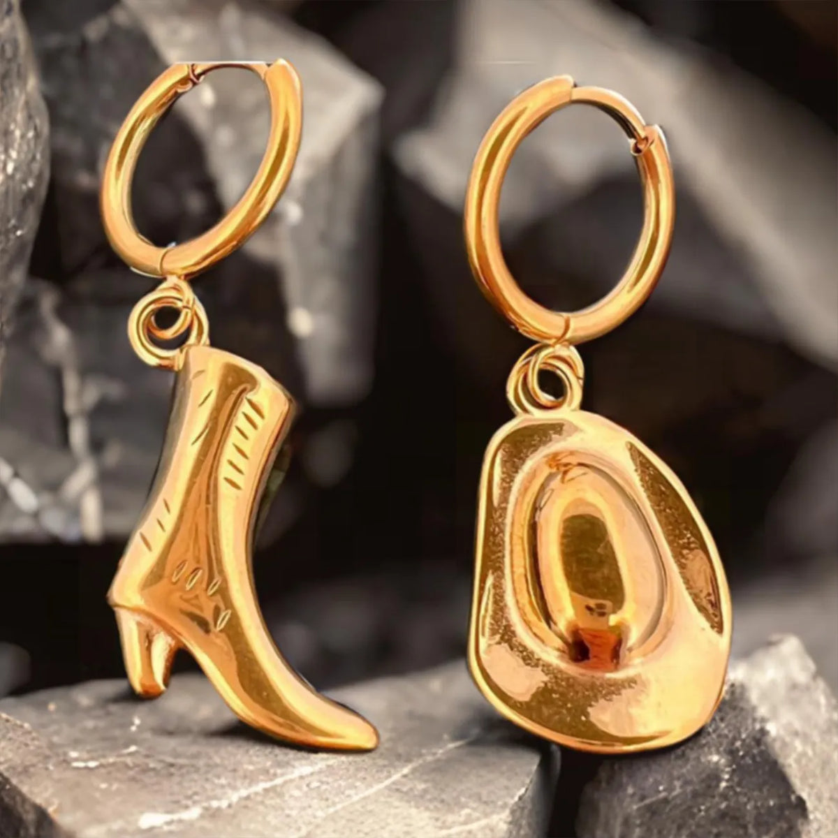 Cowboy Earrings Gold