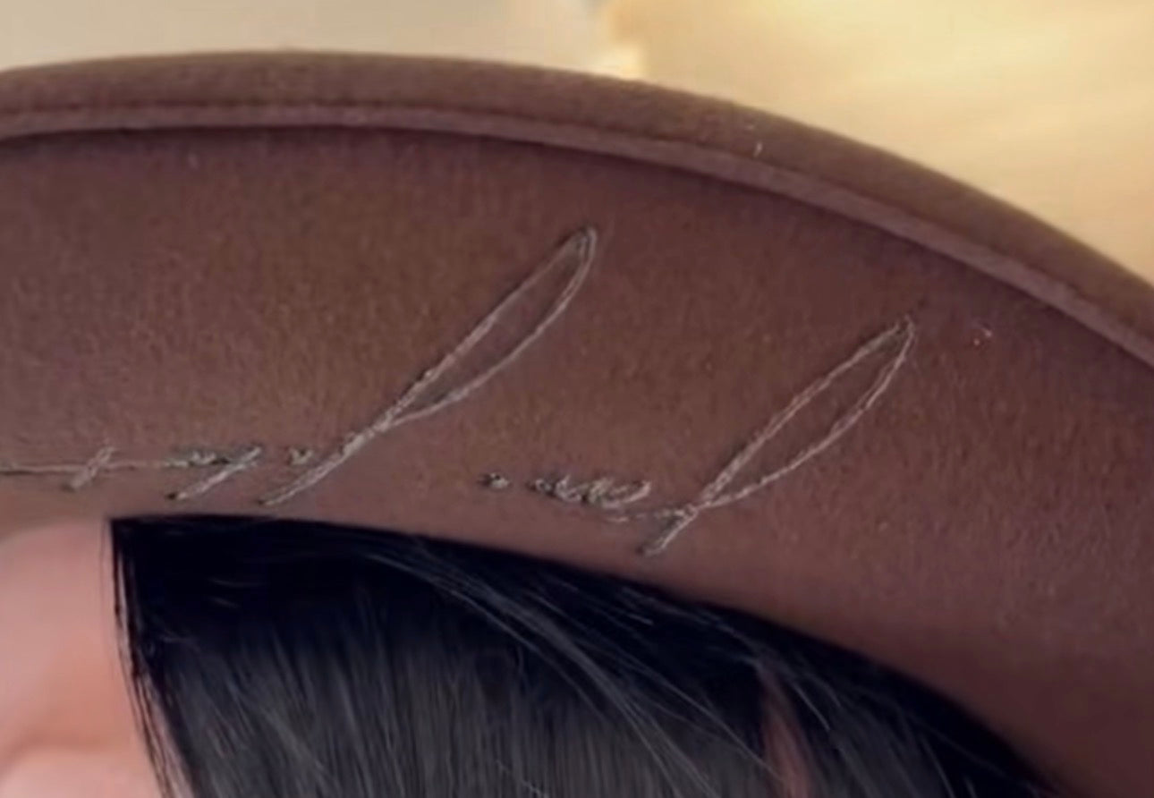 Brand Your Hat – Personlig hattdesign &amp; branding