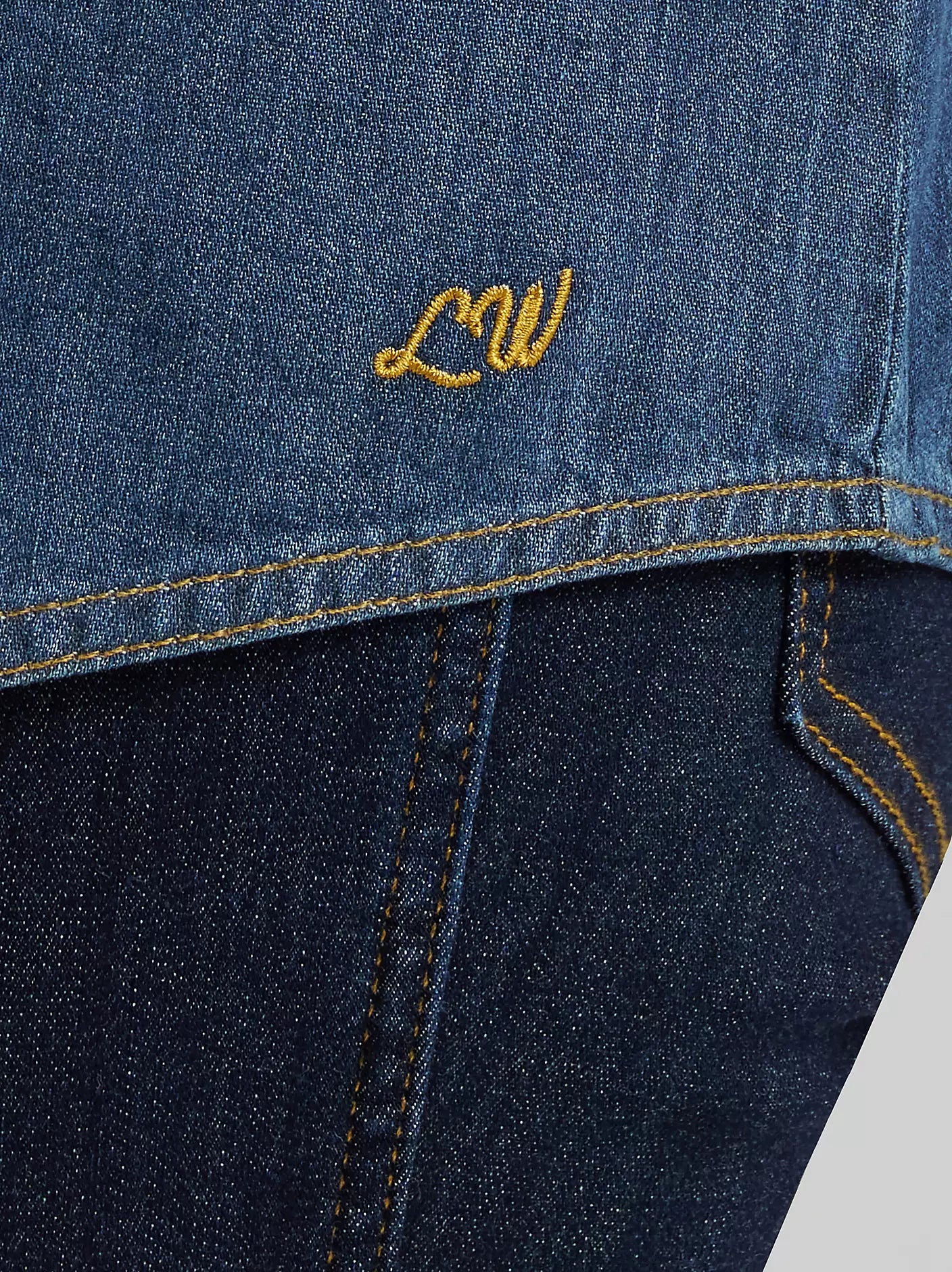 Lainey Wilson x Wrangler Sleeveless Shirt-Limited Edition