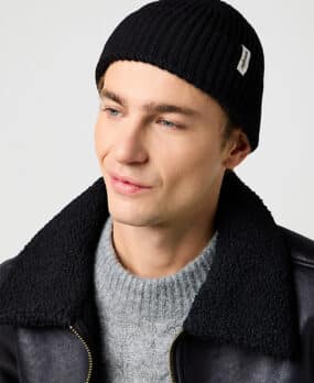 Sign Off Beanie Wrangler